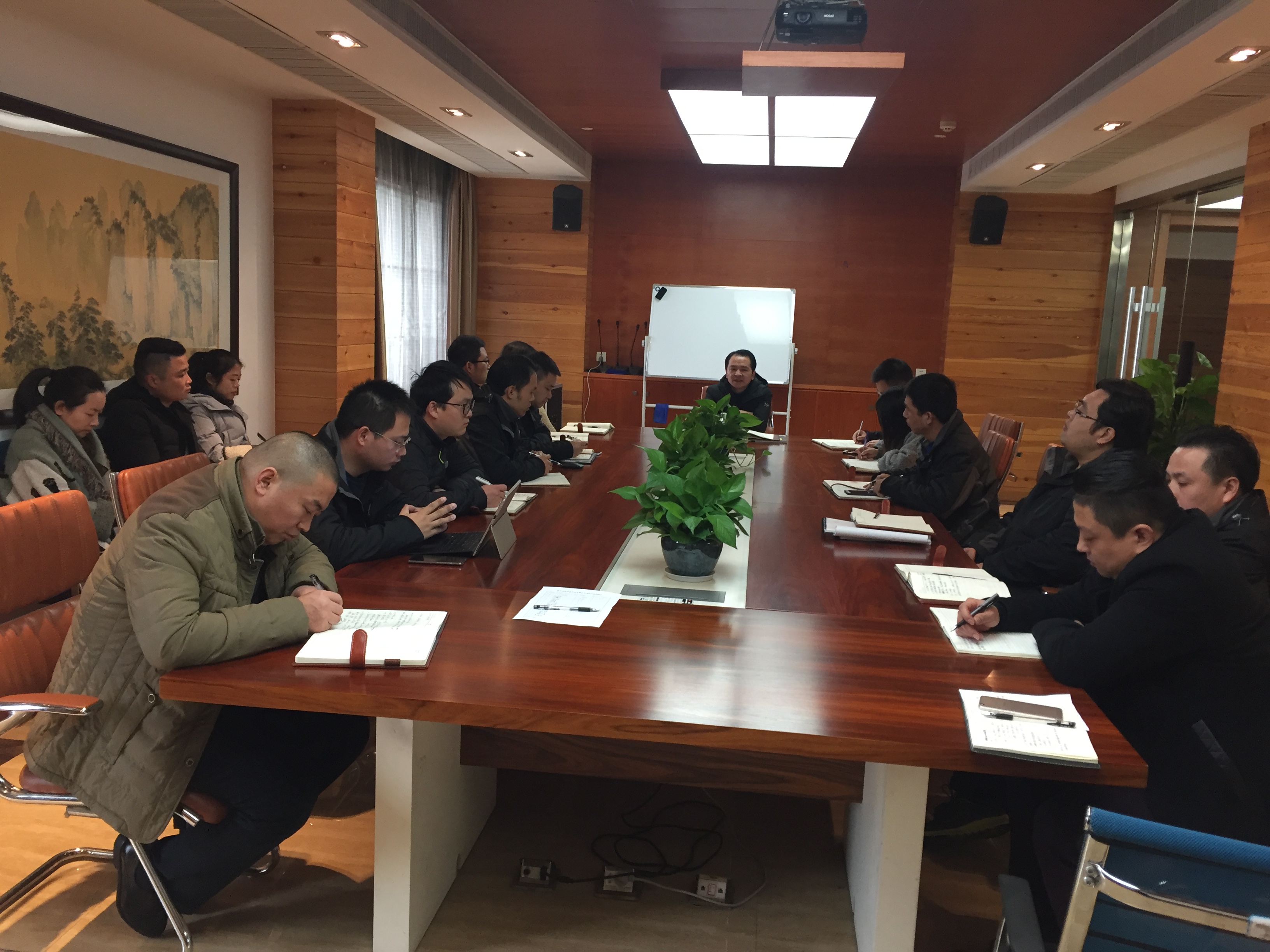 員工議事會（企業(yè)管理與發(fā)展及支部具體工作安排布置會）.JPG