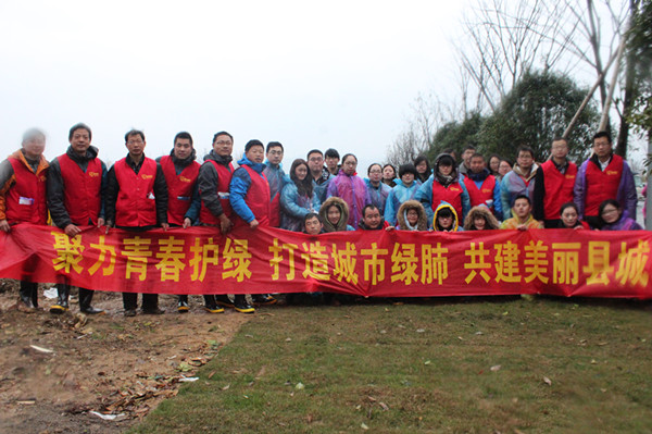 植綠護(hù)綠，共建美麗縣城.jpg