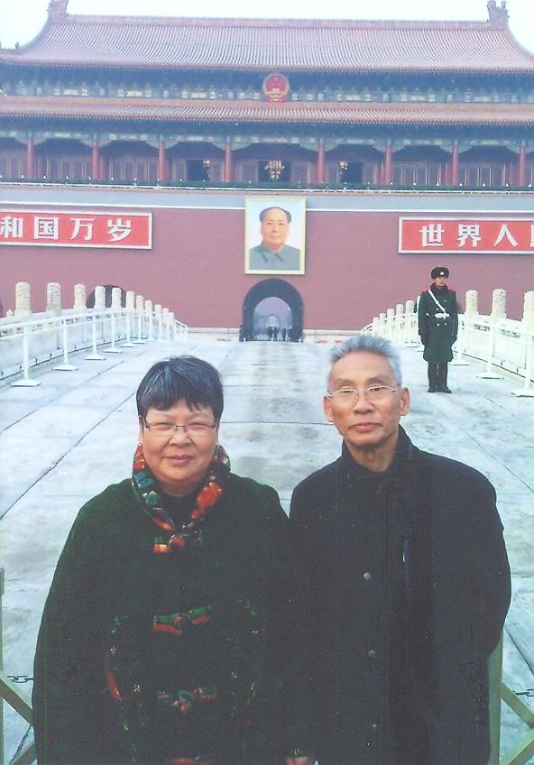 支持女兒捐贈遺體的父母.jpg