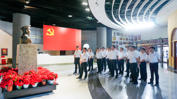 DSC00536- 20190702-省援疆指揮部赴兵團第一師開展“不忘初心 牢記使命”主題教育專題讀書班活動。俞劉東攝.jpg