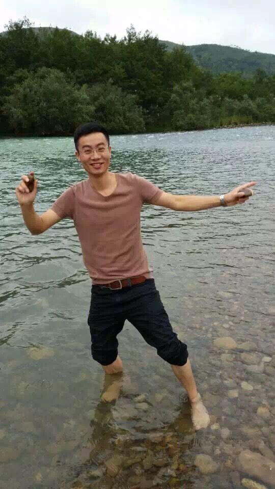 個(gè)人照.jpg